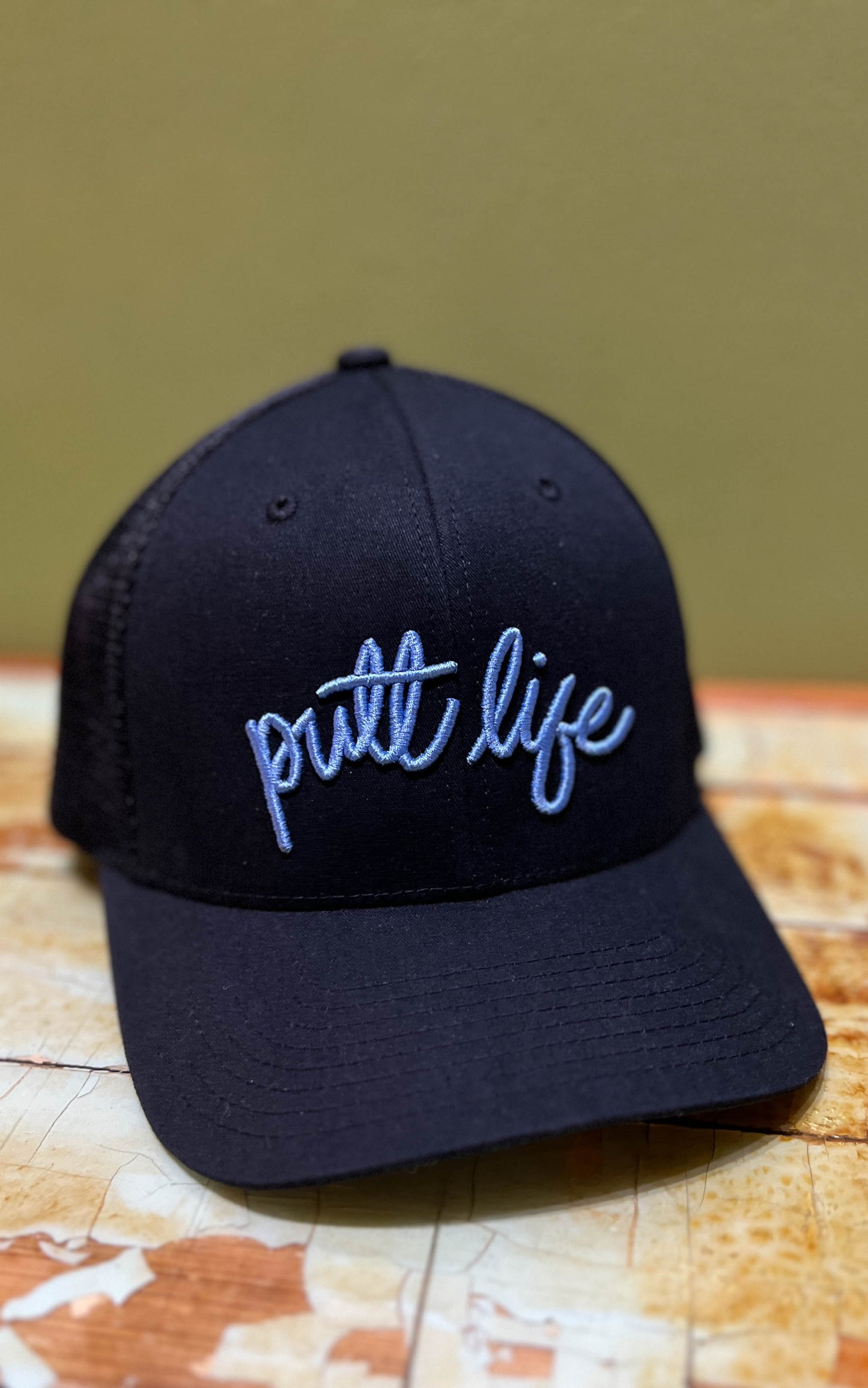 Putt Life Script Trucker Hat BLACK